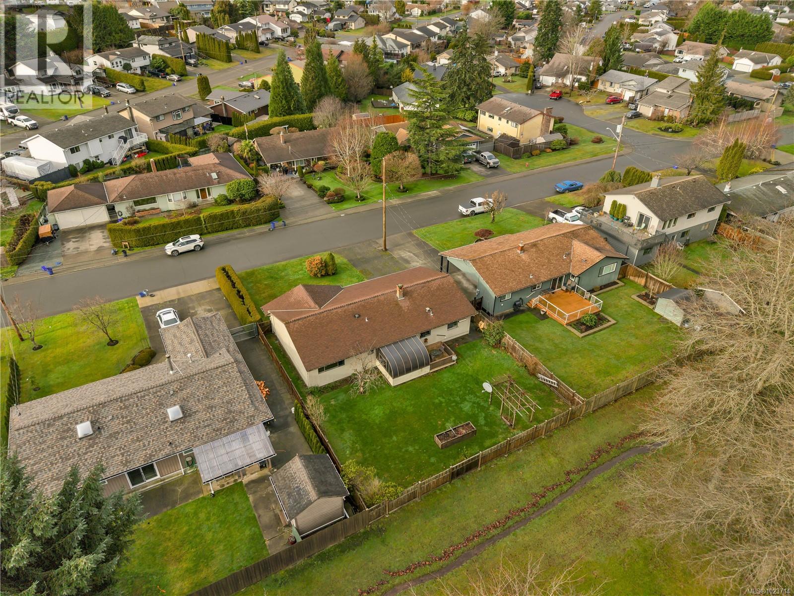 1779 Juniper Dr, Campbell River, British Columbia  V9W 6W8 - Photo 39 - 1023714