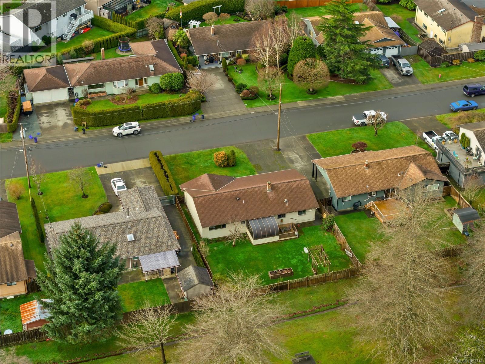 1779 Juniper Dr, Campbell River, British Columbia  V9W 6W8 - Photo 42 - 1023714