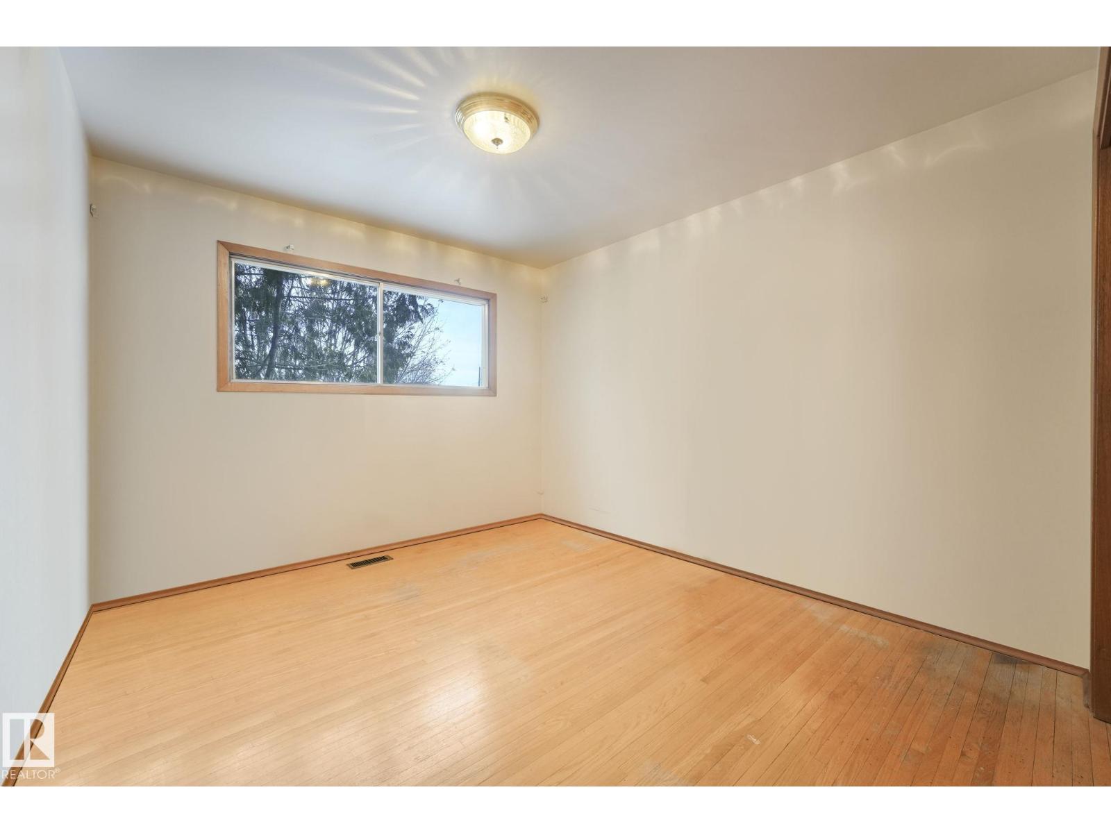 16611 90 Av Nw, Edmonton, Alberta  T5R 4W9 - Photo 24 - E4470517