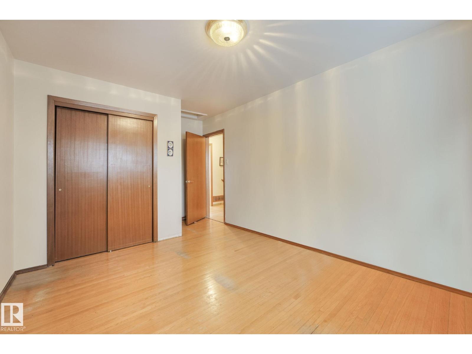 16611 90 Av Nw, Edmonton, Alberta  T5R 4W9 - Photo 26 - E4470517