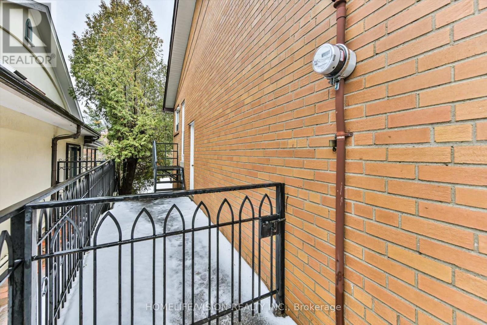 55 Banstock Drive, Toronto, Ontario  M2K 2H7 - Photo 38 - C12685922