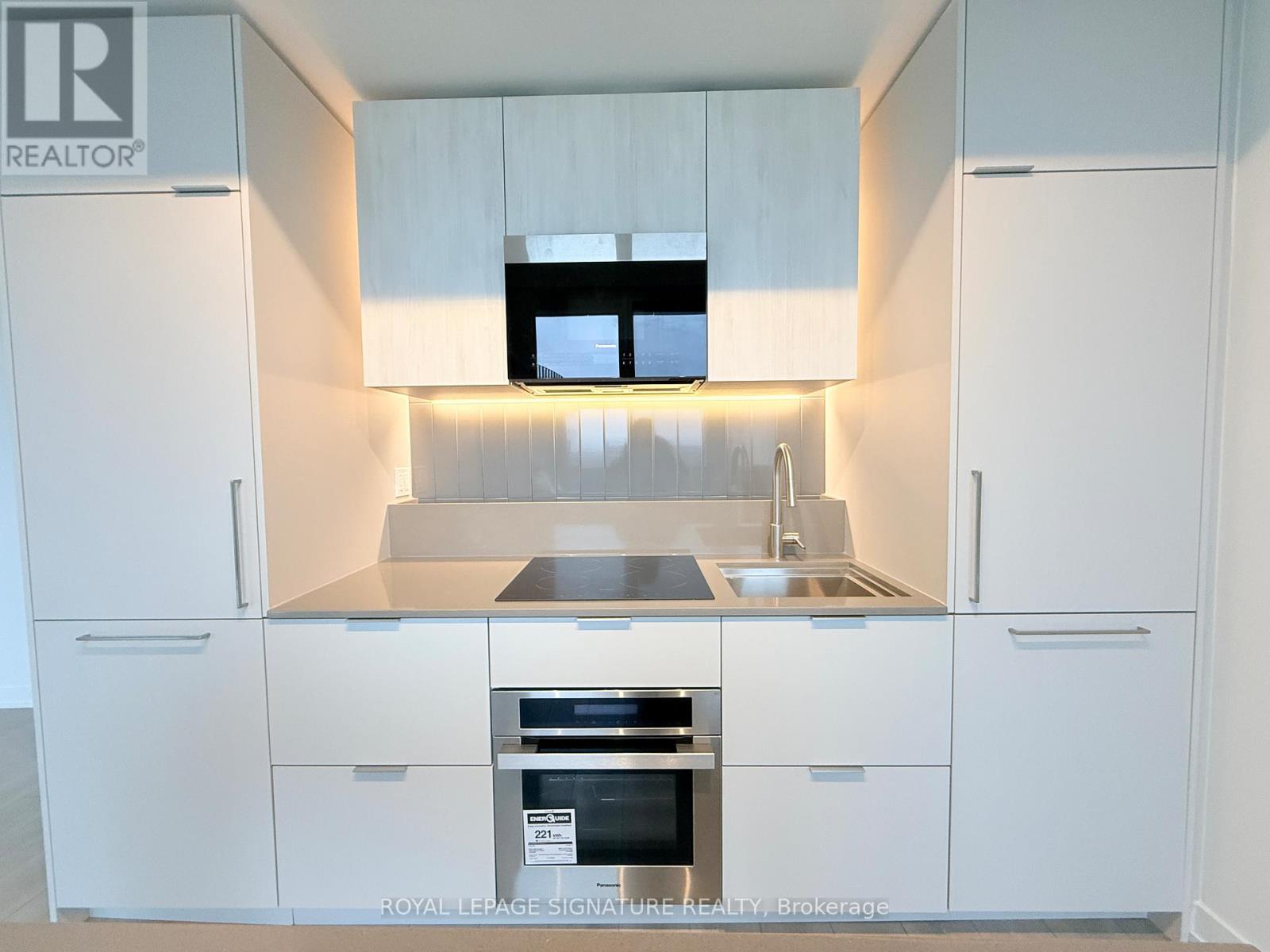 613 - 1 Fairview Road E, Mississauga, Ontario  L5A 4C6 - Photo 10 - W12695604