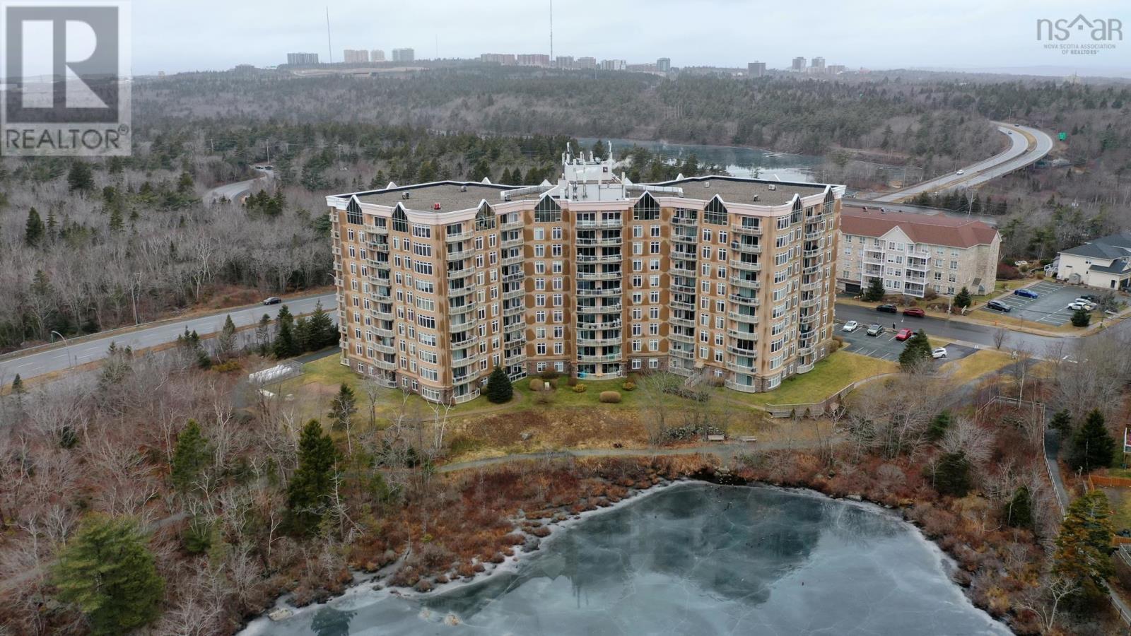 607 202 Walter Havill Drive, Halifax, Nova Scotia  B3N 3M4 - Photo 3 - 202601095