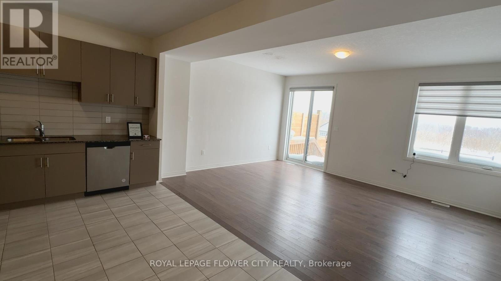 92 Middleton Street, Zorra, Ontario  N0M 2M0 - Photo 13 - X12713998