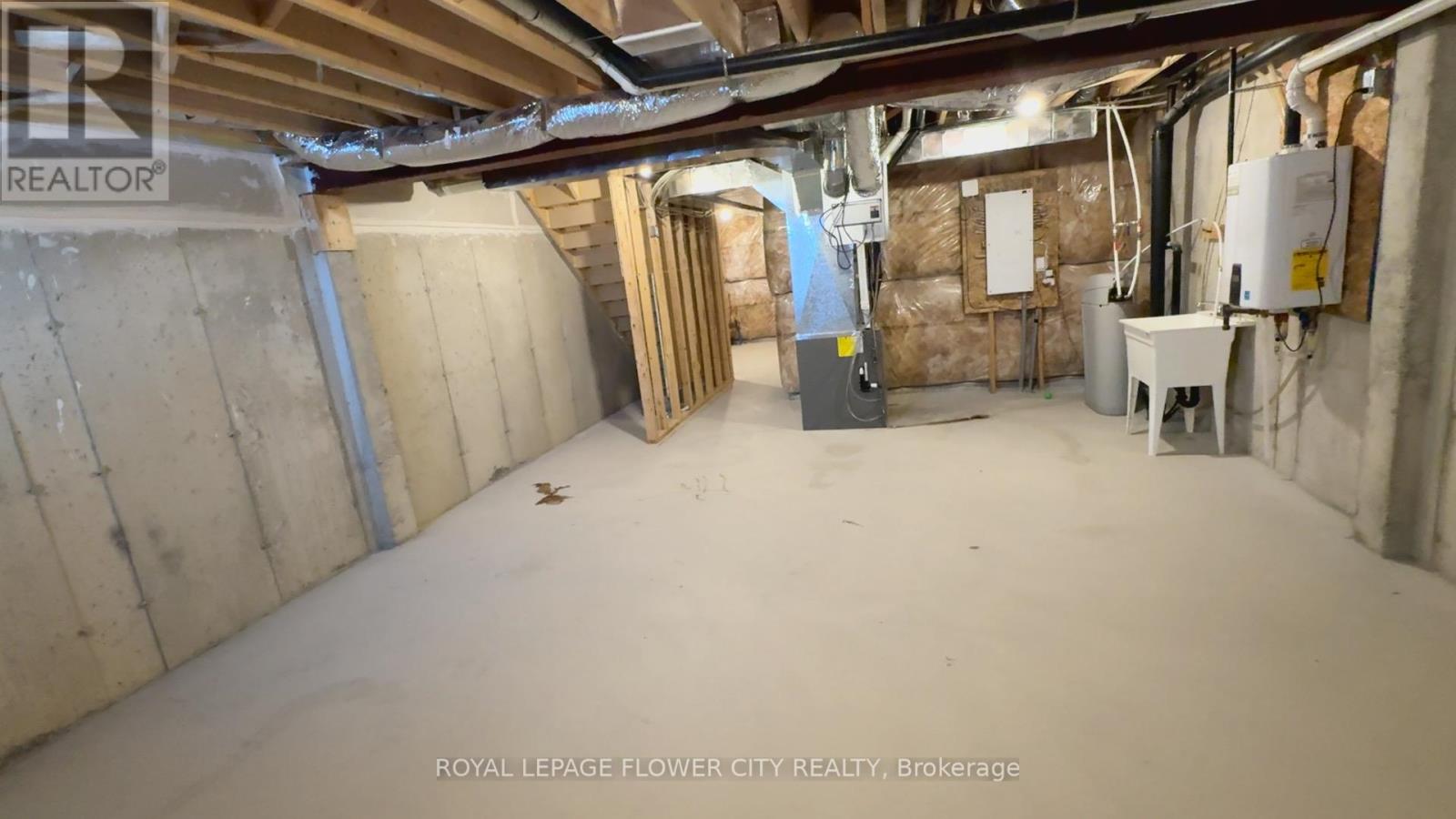 92 Middleton Street, Zorra, Ontario  N0M 2M0 - Photo 11 - X12713998