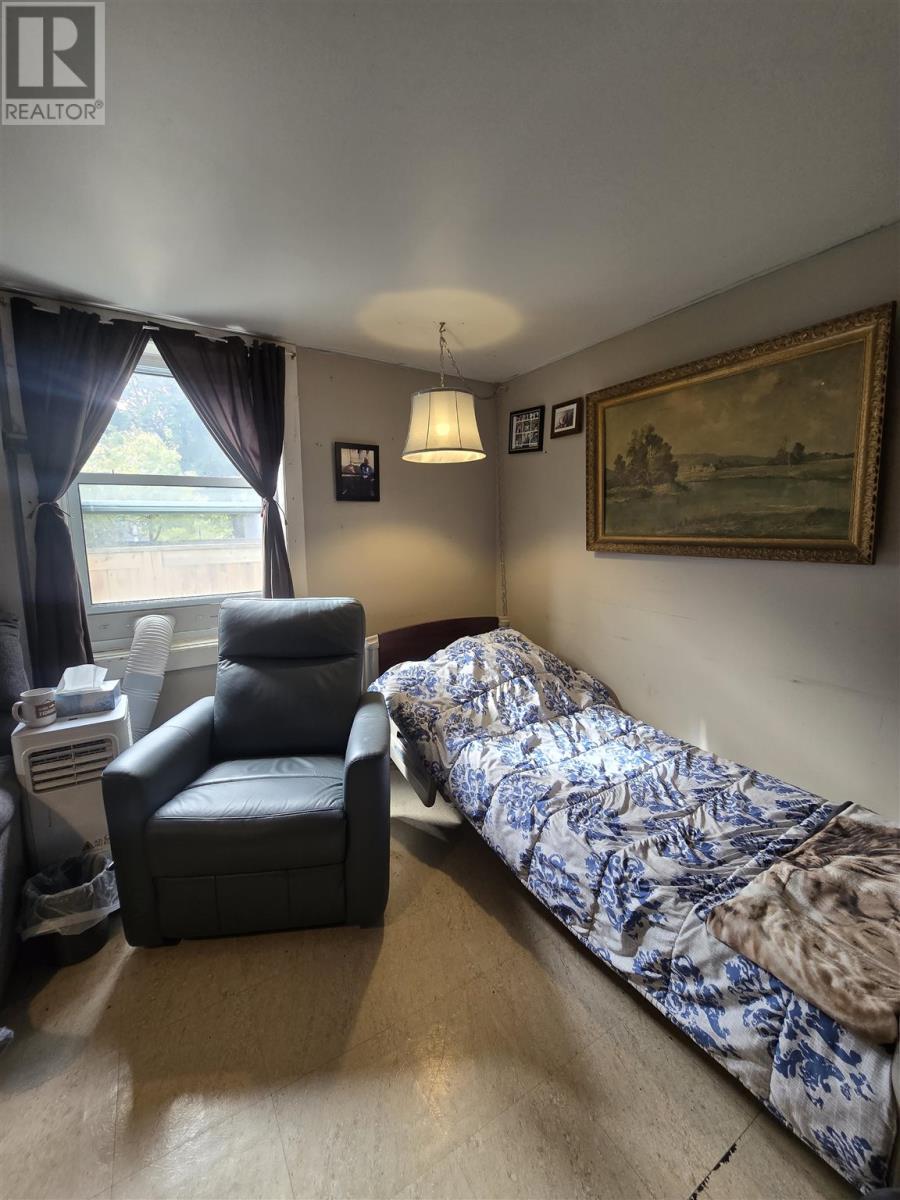 183 Tancred St, Sault Ste. Marie, Ontario P6A 2W3 - Photo 6 - SM260139