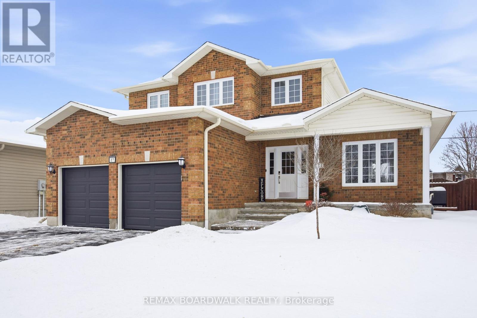 27 COMBA DRIVE, Carleton Place, Ontario