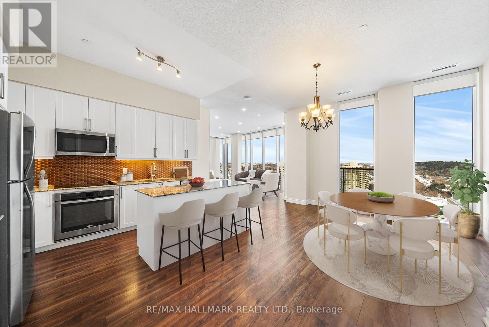 Ph6 - 9600 Yonge Street, Richmond Hill, Ontario  L4C 0X3 - Photo 11 - N12712834