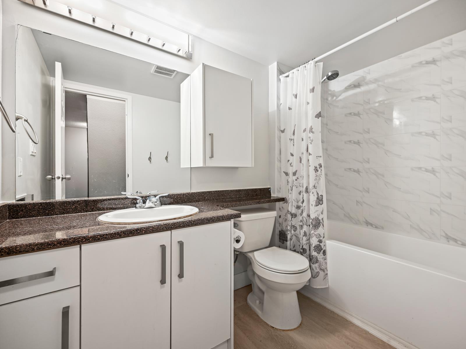 202 7095 133b Street, Surrey, British Columbia  V3W 8A3 - Photo 17 - R3081399