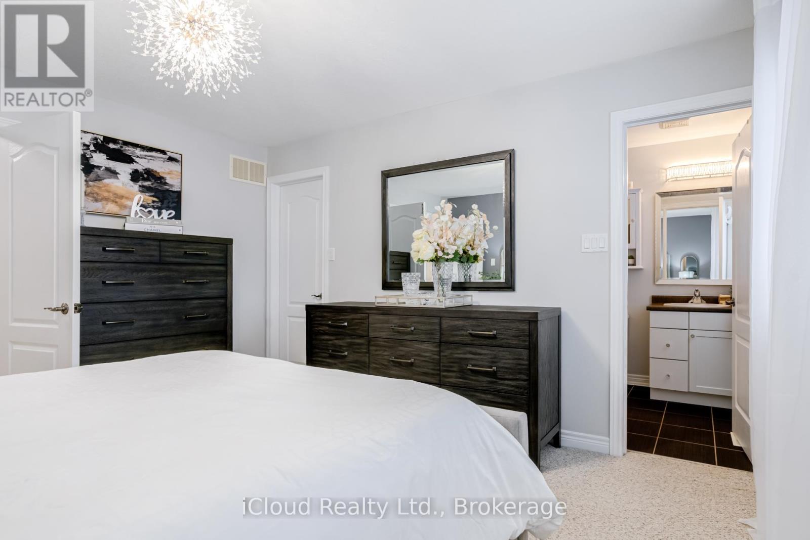 142 Preston Drive, Orangeville, Ontario  L9W 0C9 - Photo 21 - W12713556