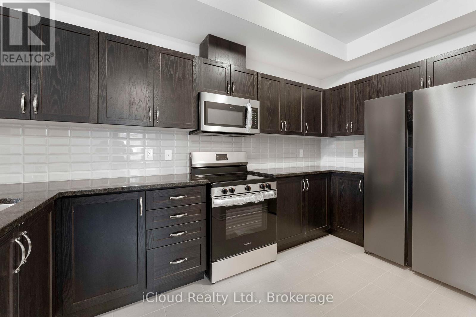 133 - 677 Park Road N, Brantford, Ontario  N3R 0C2 - Photo 23 - X12523664