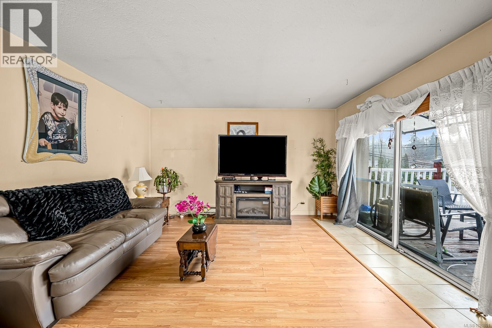 2316B Willemar Ave, Courtenay, British Columbia