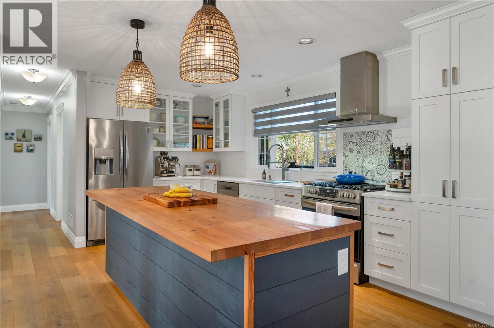 1453 Leed Rd, Campbell River, British Columbia  V9W 5R3 - Photo 2 - 1023713