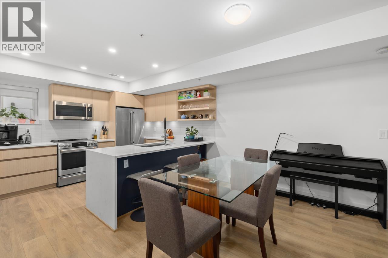 3 752 E 3rd Street, North Vancouver, British Columbia  V7L 1G9 - Photo 4 - R3081321