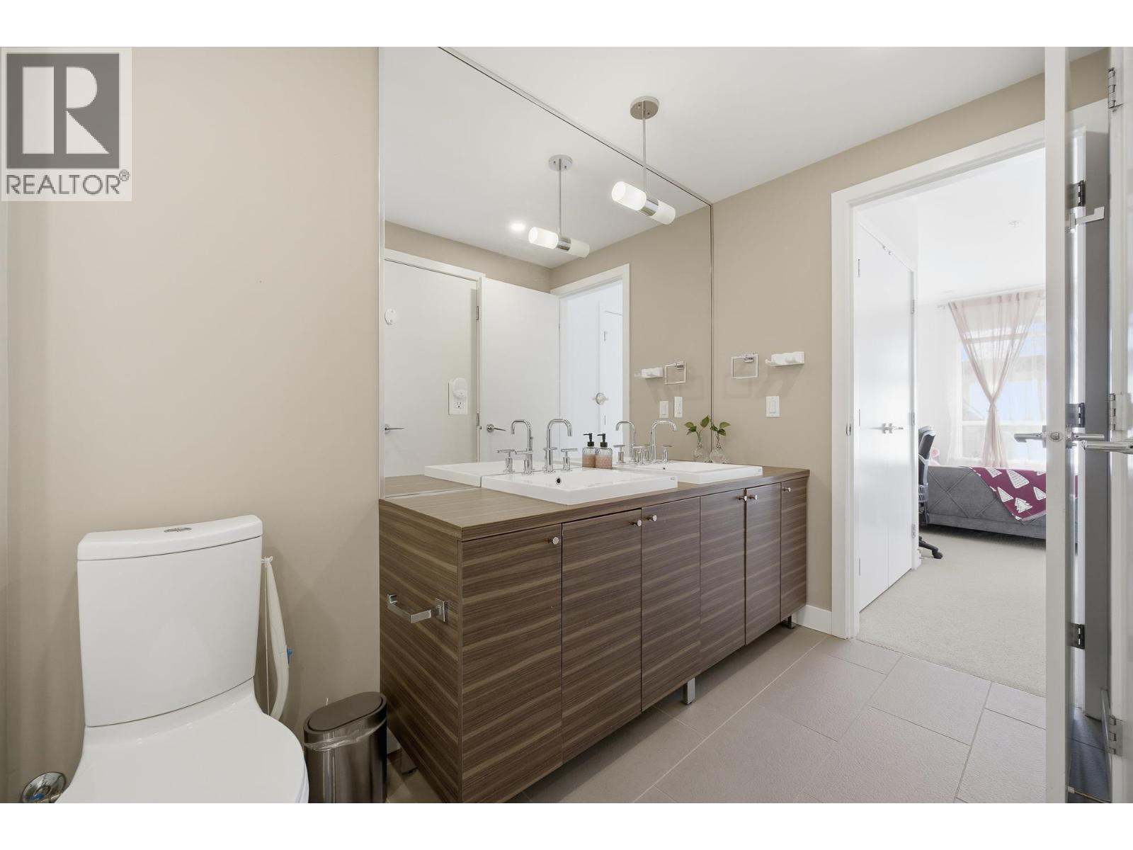 303 9150 University High Street, Burnaby, British Columbia  V5A 0C5 - Photo 14 - R3081348