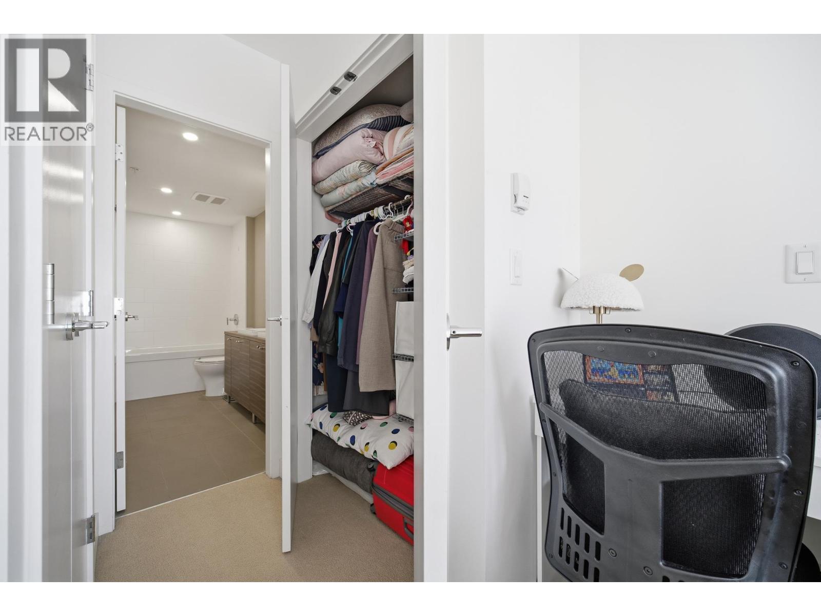 303 9150 University High Street, Burnaby, British Columbia  V5A 0C5 - Photo 18 - R3081348