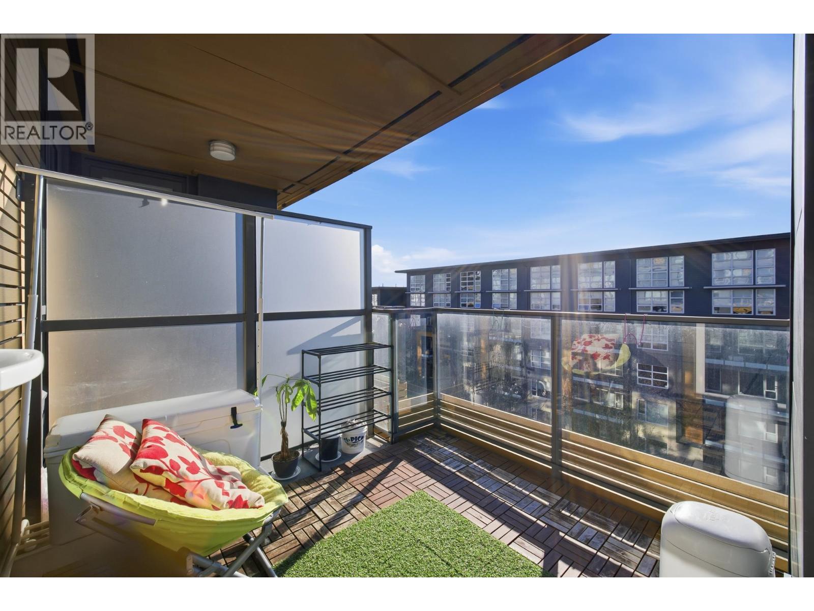 303 9150 University High Street, Burnaby, British Columbia  V5A 0C5 - Photo 31 - R3081348