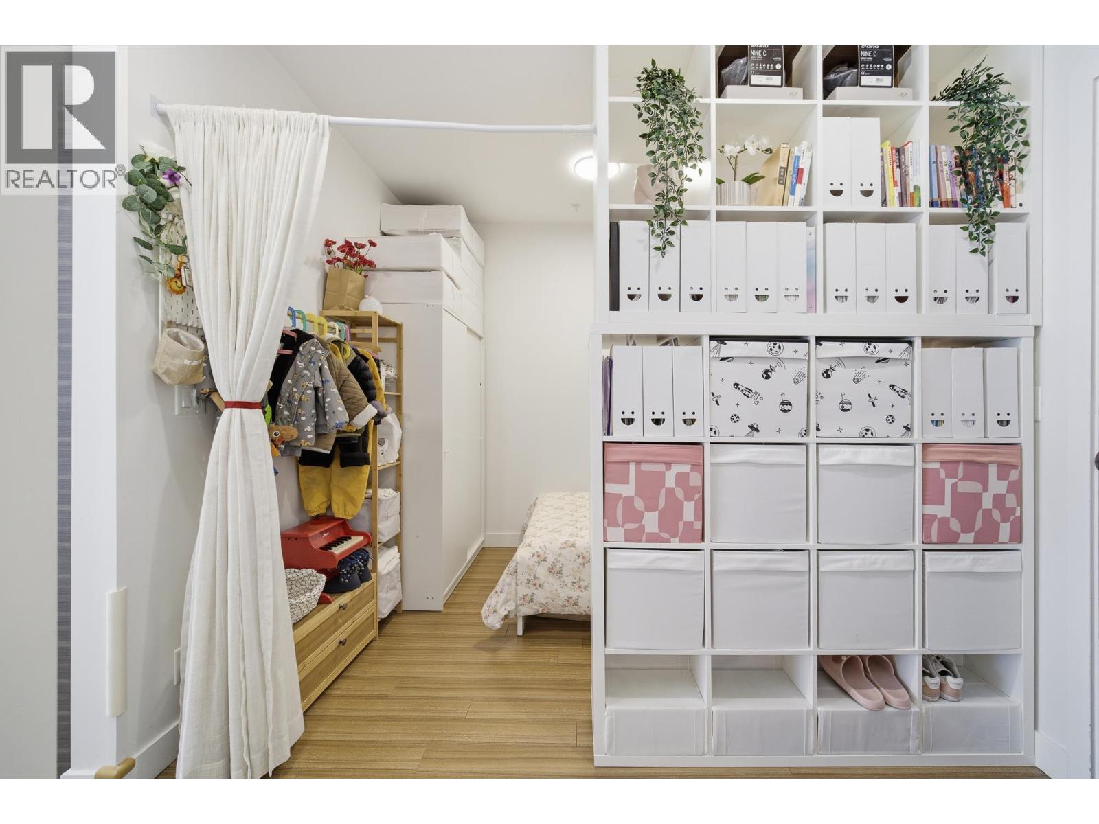 303 9150 University High Street, Burnaby, British Columbia  V5A 0C5 - Photo 9 - R3081348