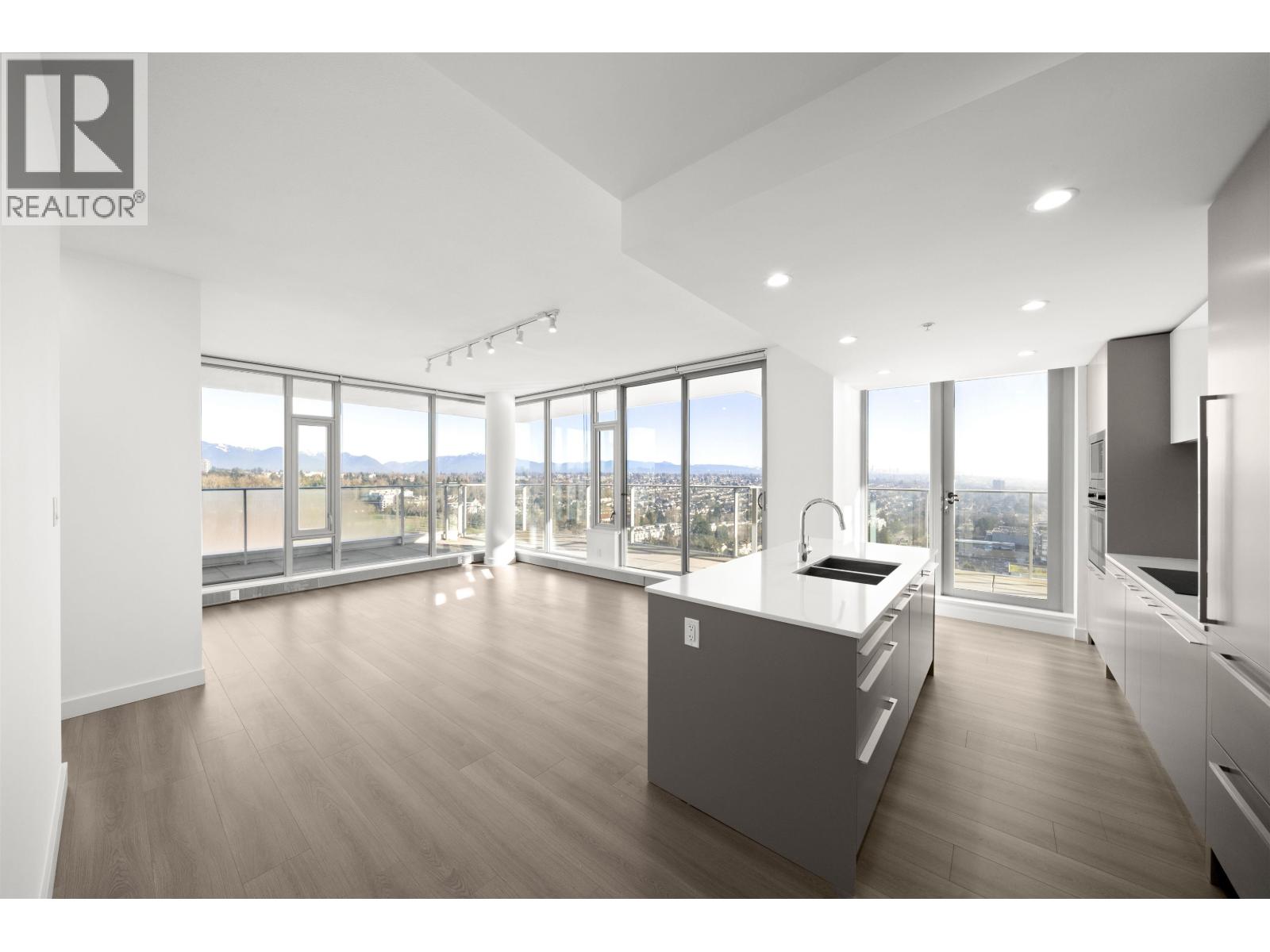 2402 8031 Nunavut Lane, Vancouver, British Columbia  V5X 0C9 - Photo 3 - R3081349