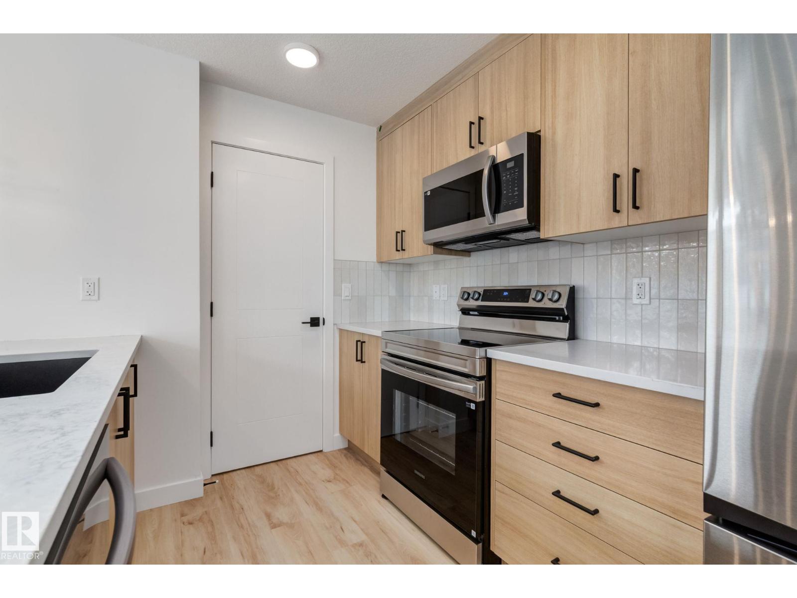 #40 16231 19 Av Sw, Edmonton, Alberta  T6W 5C6 - Photo 7 - E4470150