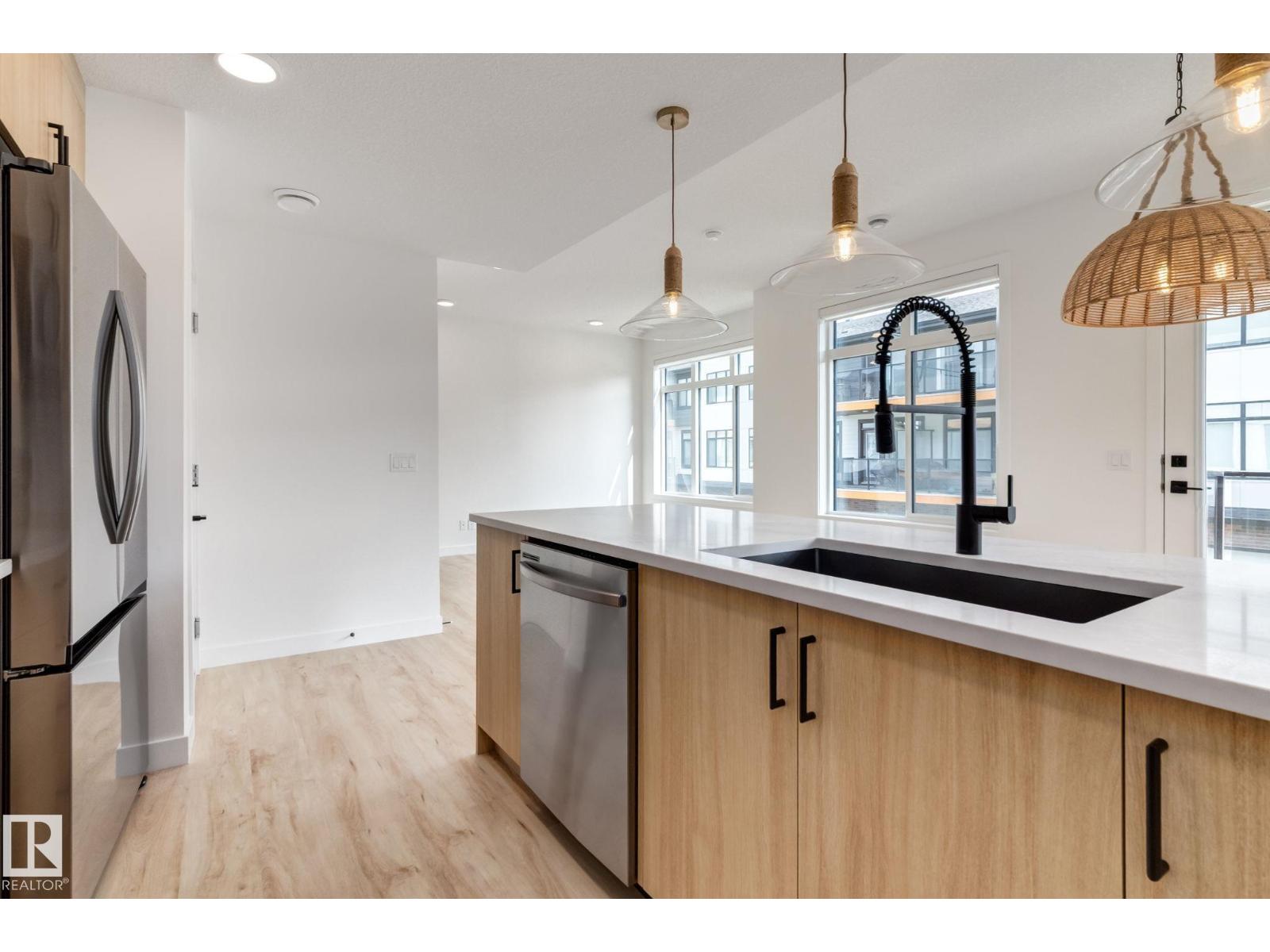 #40 16231 19 Av Sw, Edmonton, Alberta  T6W 5C6 - Photo 8 - E4470150