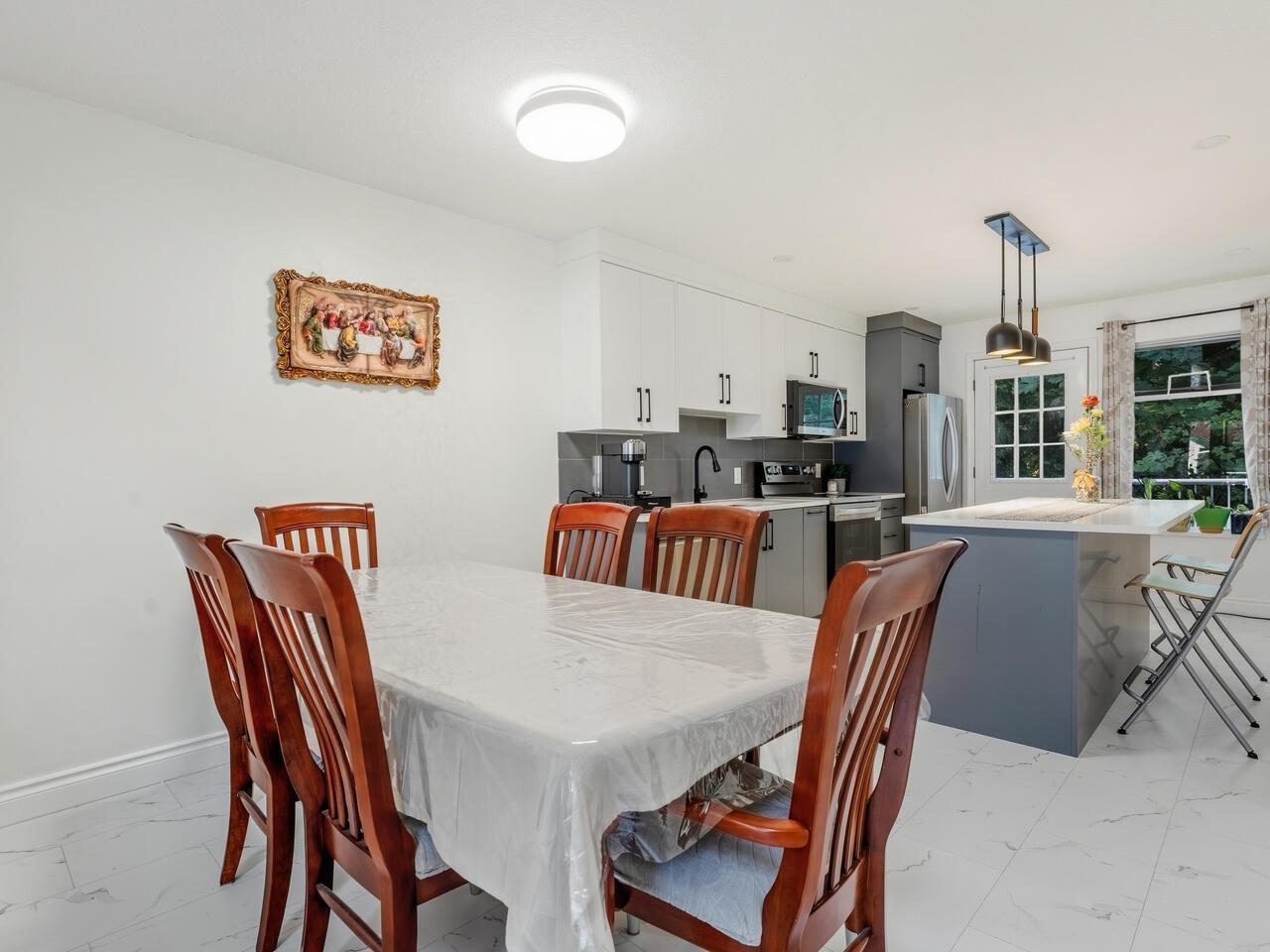 210 10308 155a Street, Surrey, British Columbia  V3R 4K5 - Photo 6 - R3081224