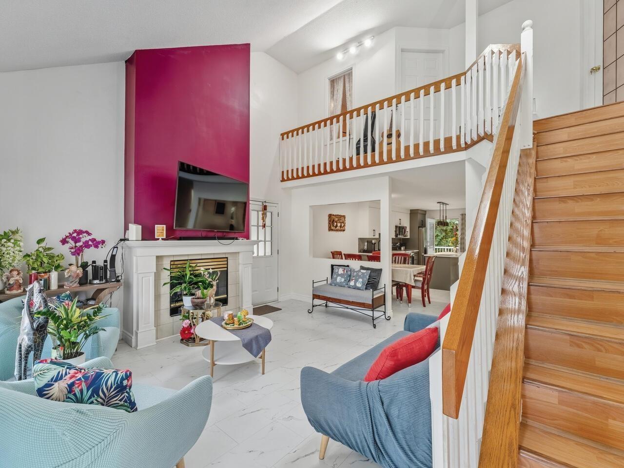 210 10308 155a Street, Surrey, British Columbia  V3R 4K5 - Photo 4 - R3081224