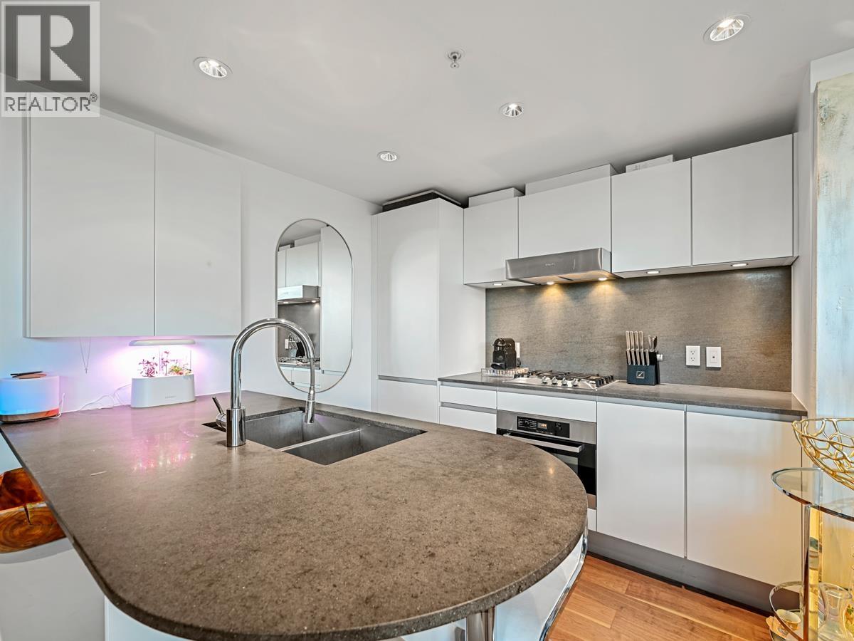 803 8555 Granville Street, Vancouver, British Columbia  V6P 0C3 - Photo 6 - R3080643