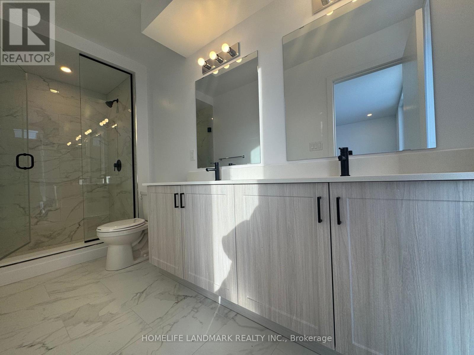 27 Bancroft Lane, Richmond Hill, Ontario  L4E 1M1 - Photo 10 - N12546526