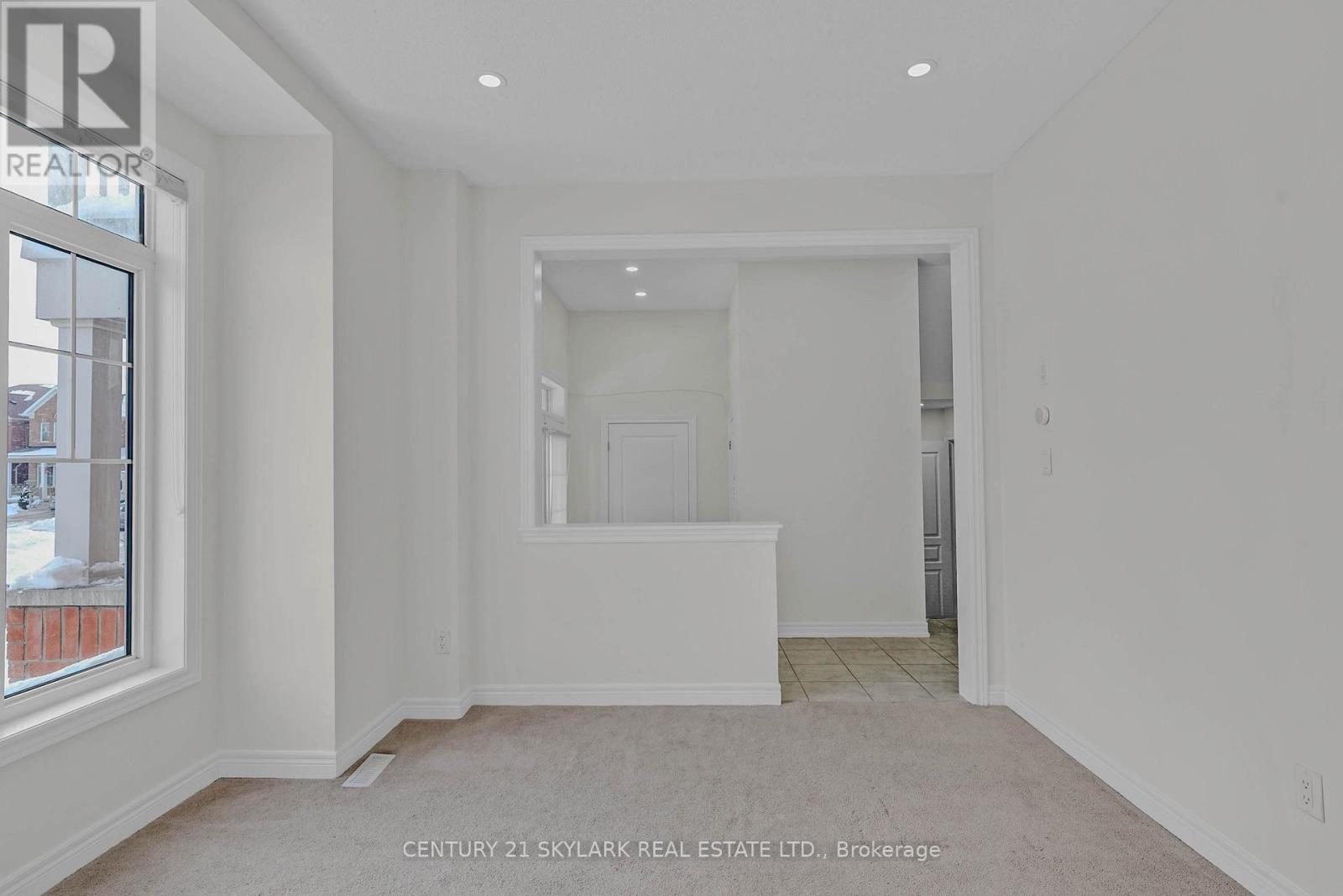 4 Primo Road, Brampton, Ontario  L7A 3Y1 - Photo 7 - W12689356