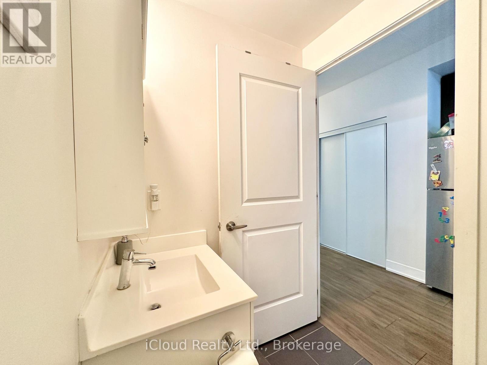 408 - 68 Merton Street, Toronto, Ontario  M4S 0A7 - Photo 17 - C12714222