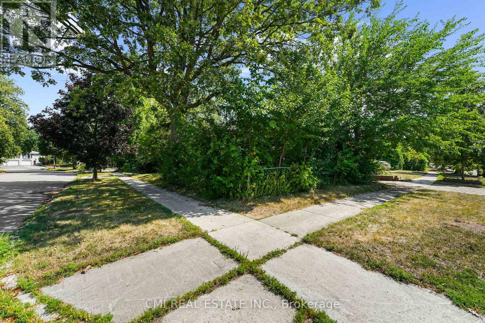 50 Apache Trail, Toronto, Ontario  M2H 2H7 - Photo 2 - C12714244