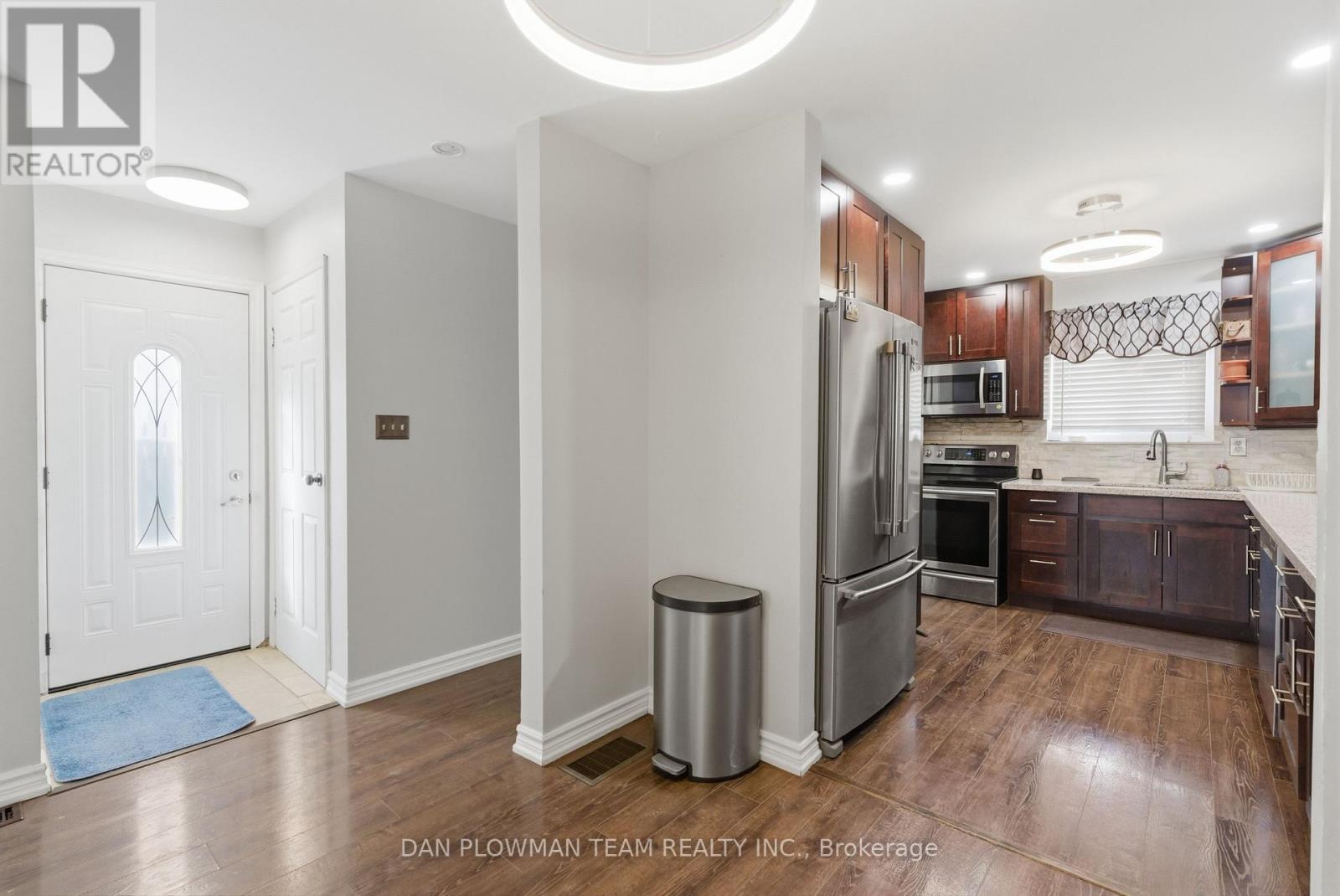 303 Phillip Murray Avenue, Oshawa, Ontario  L1J 1H1 - Photo 15 - E12714232