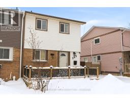 303 PHILLIP MURRAY AVENUE, Oshawa, Ontario