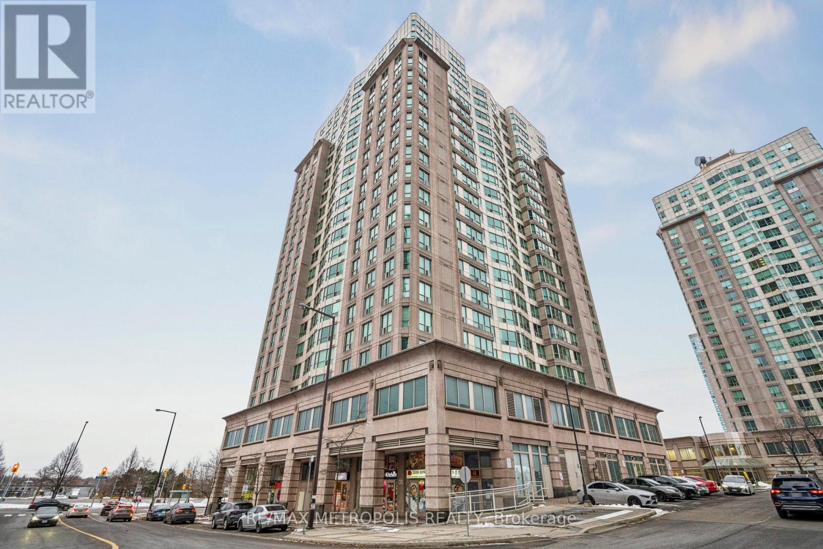 1911 - 8 LEE CENTRE DRIVE, Toronto, Ontario