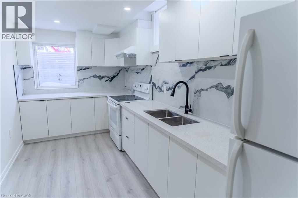 5335 Bushelgrove Circle Unit# Basement, Mississauga, Ontario  L3M 6C6 - Photo 1 - 40799807