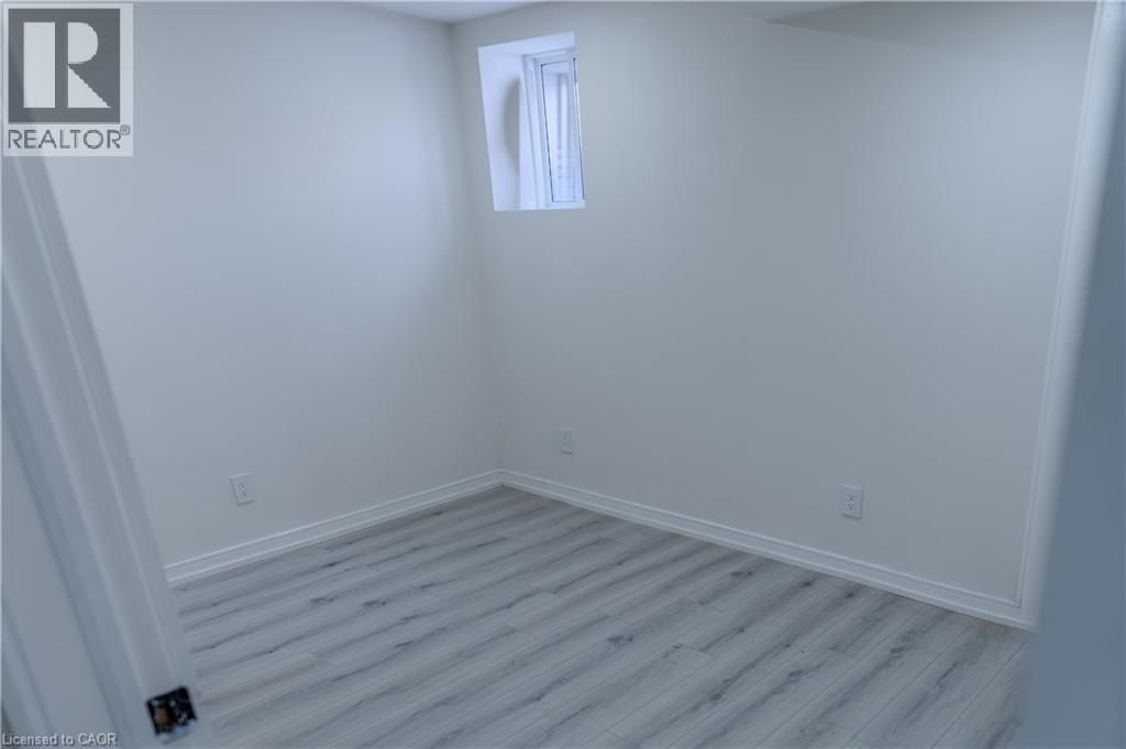 5335 Bushelgrove Circle Unit# Basement, Mississauga, Ontario  L3M 6C6 - Photo 15 - 40799807