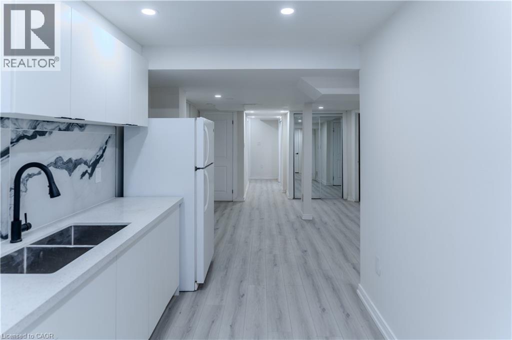 5335 Bushelgrove Circle Unit# Basement, Mississauga, Ontario  L3M 6C6 - Photo 2 - 40799807