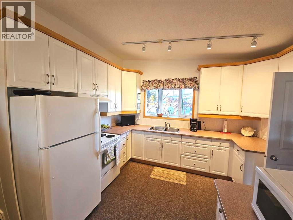 2905 Lakeview Drive S, Lethbridge, Alberta  T1K 3G2 - Photo 18 - A2277508