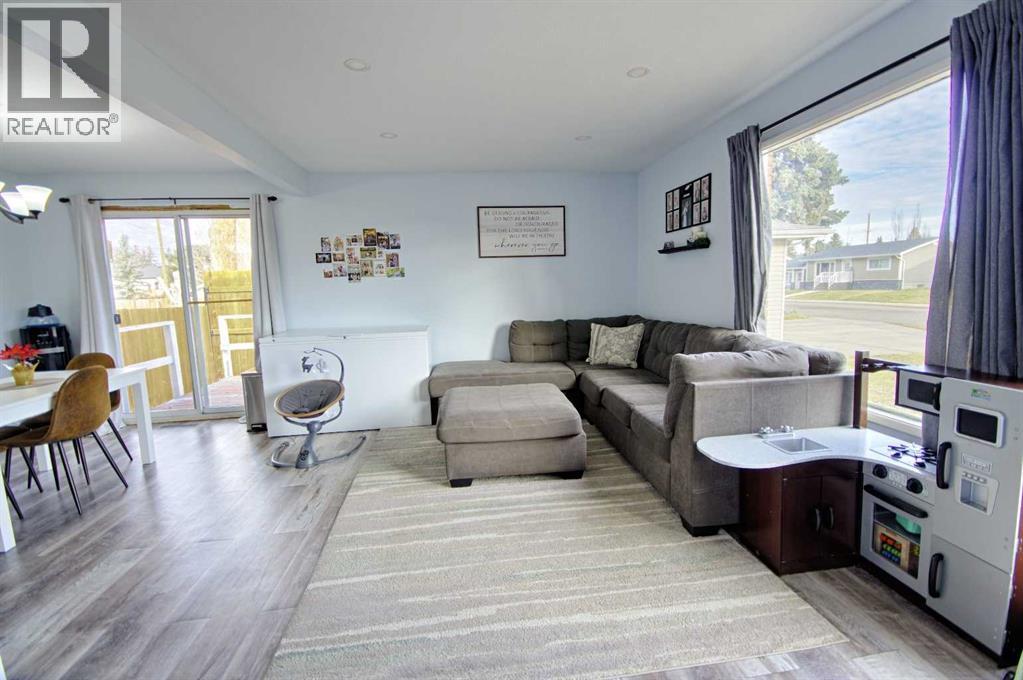 5818 53 Street, Taber, Alberta  T1G 1K4 - Photo 6 - A2279091