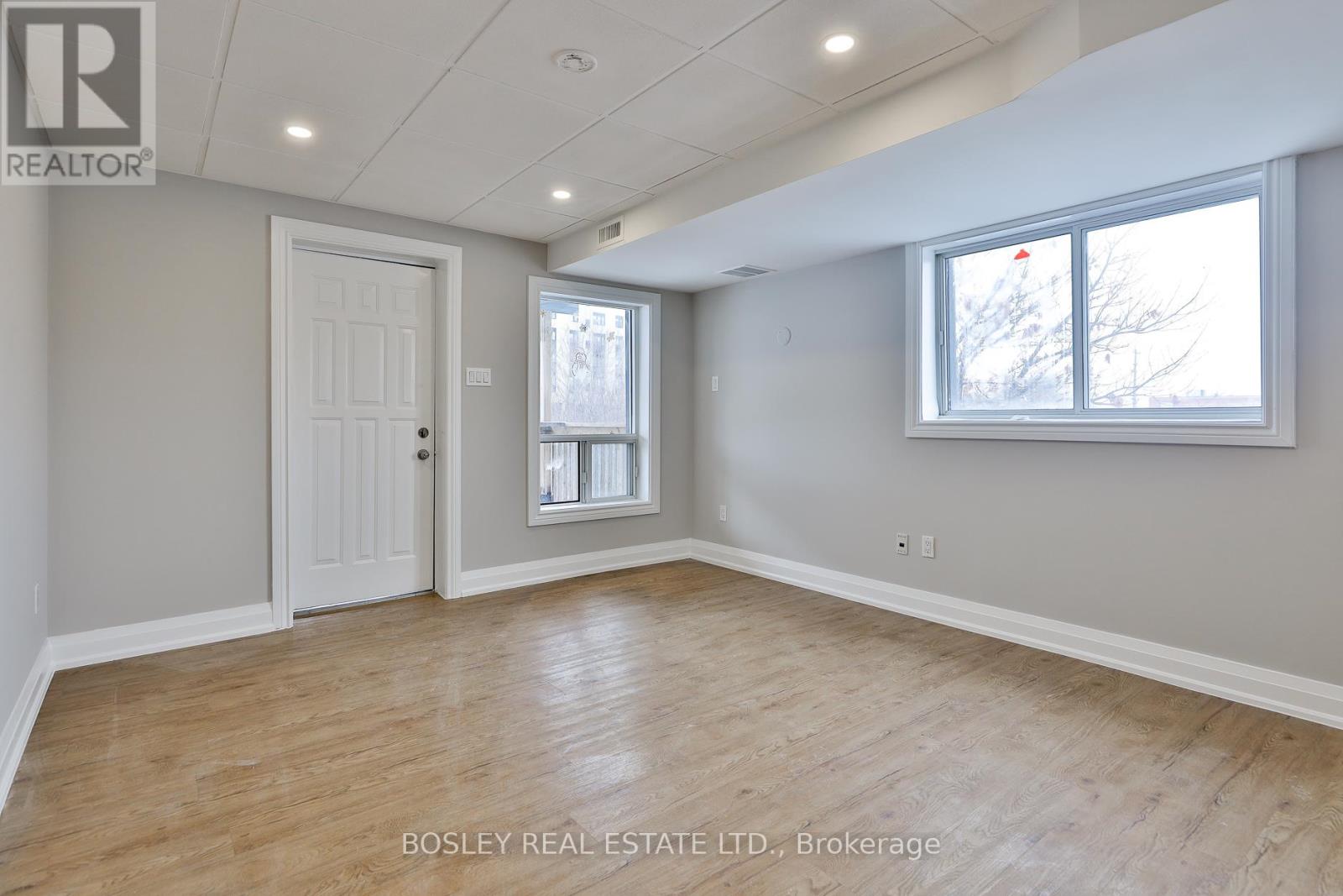 205 - 60 King Road, Richmond Hill, Ontario  L4E 2T7 - Photo 16 - N12714242