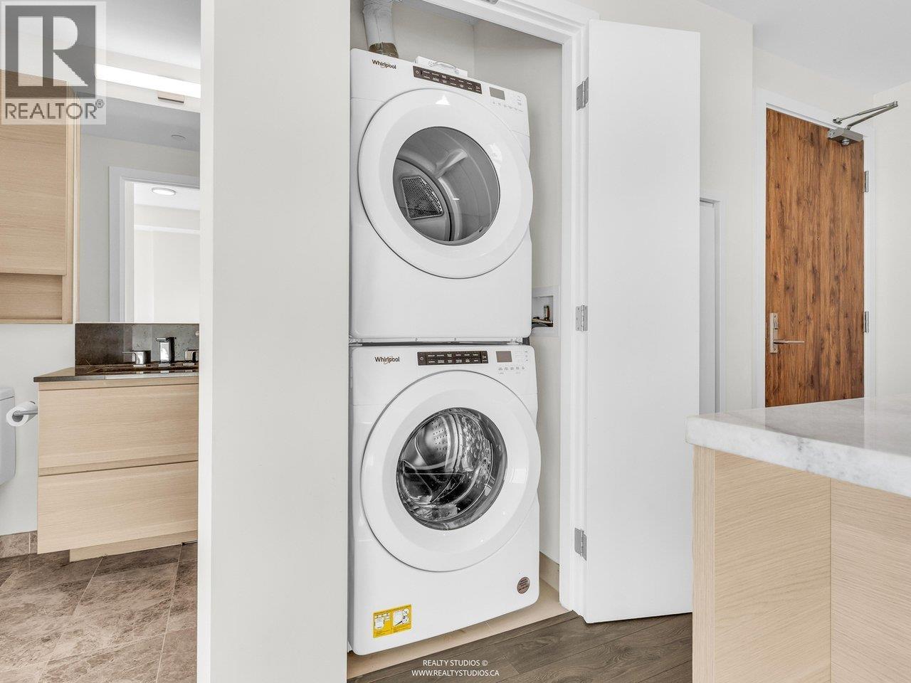 606 305 Morrissey Road, Port Moody, British Columbia  V3H 0M3 - Photo 6 - R3081360