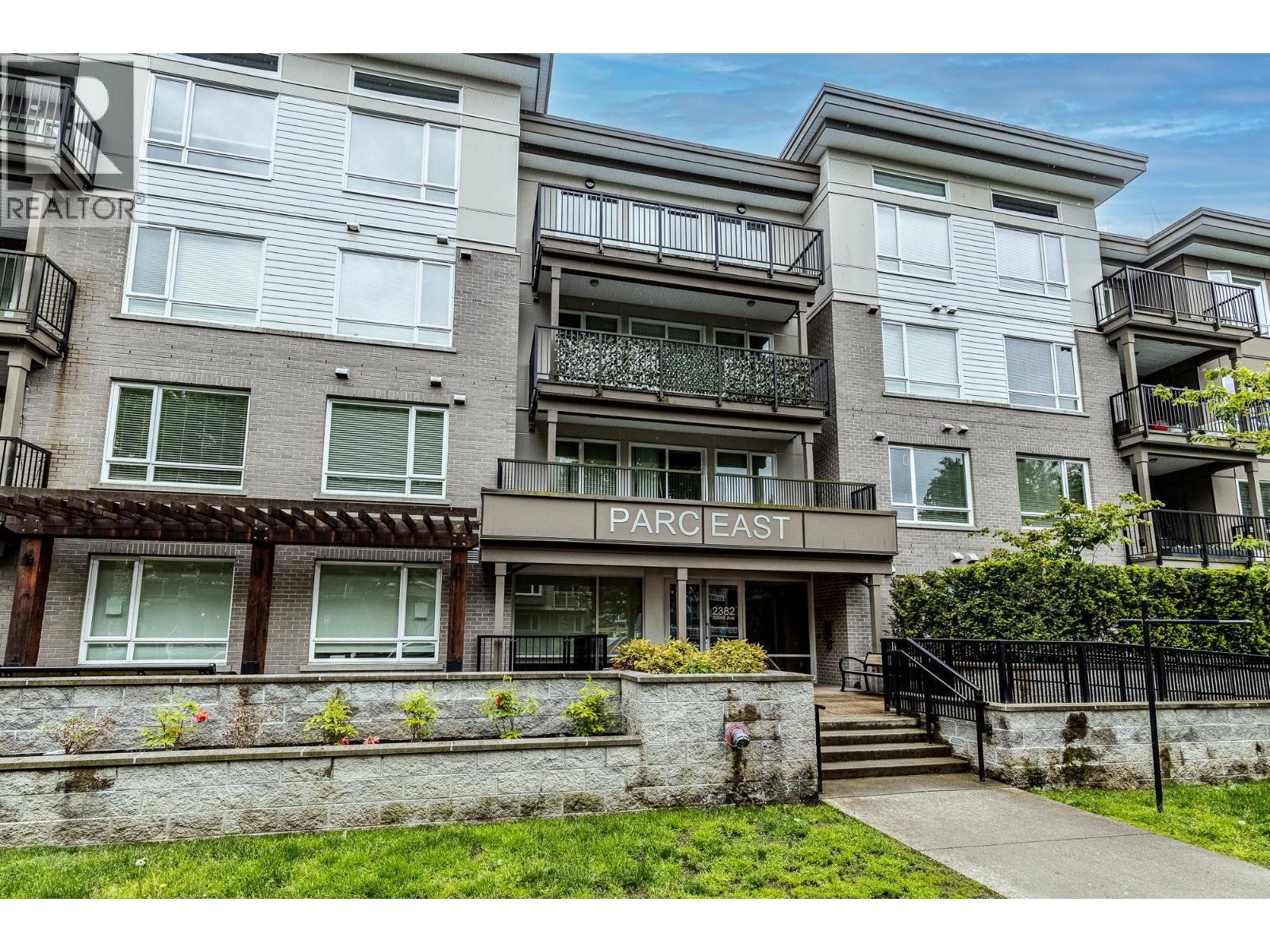 414 2382 Atkins Avenue, Port Coquitlam, British Columbia  V3C 0G7 - Photo 3 - R3080820