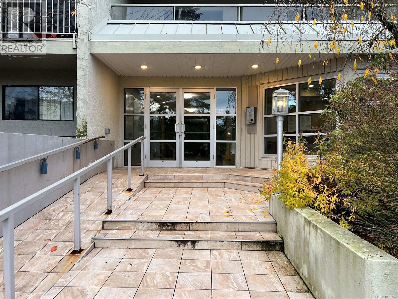 507 4720 Uplands Dr, Nanaimo, British Columbia  V9T 4S7 - Photo 2 - 1023764