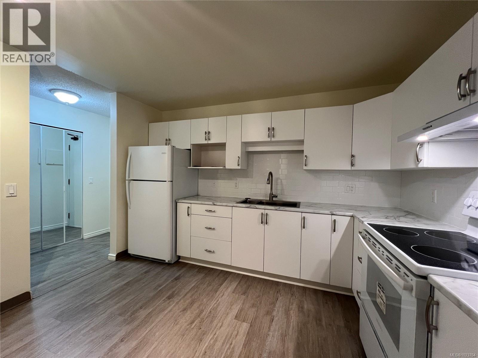 507 4720 Uplands Dr, Nanaimo, British Columbia  V9T 4S7 - Photo 5 - 1023764