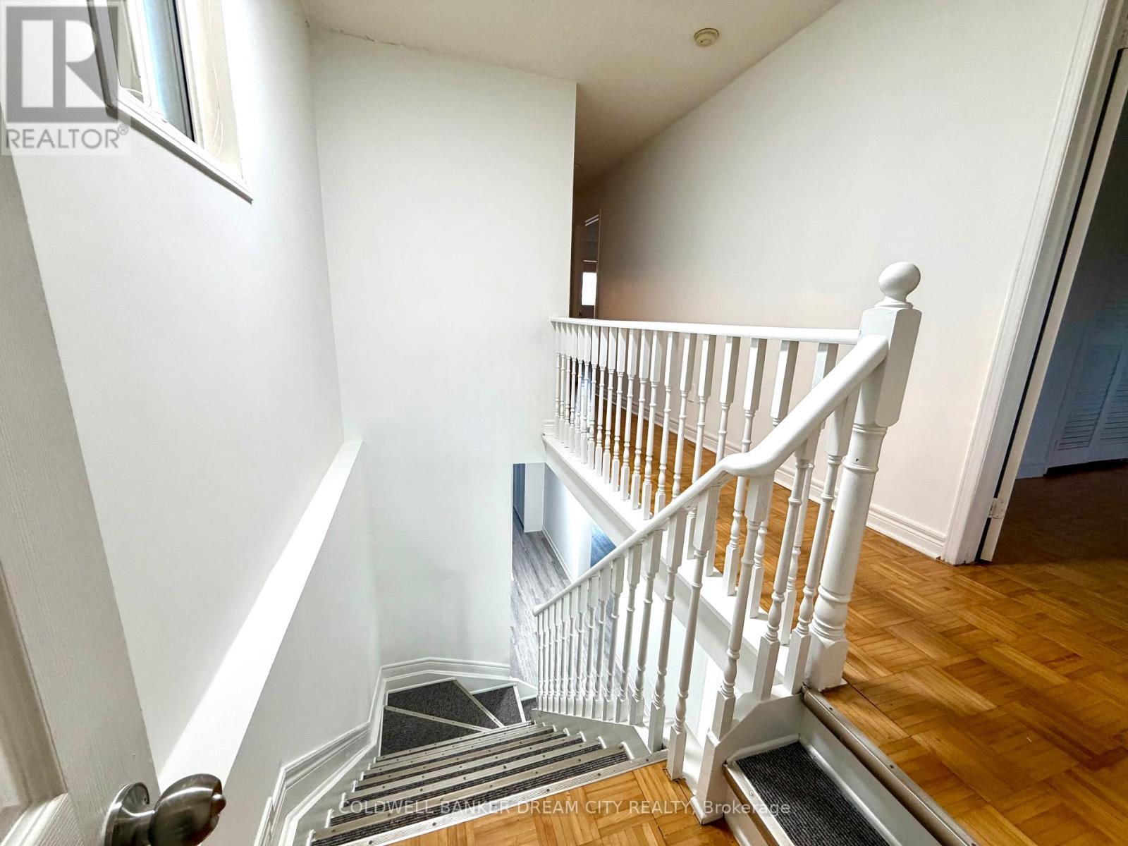 Upper - 5246 Alicante Street, Mississauga, Ontario  L5V 1S9 - Photo 25 - W12714220