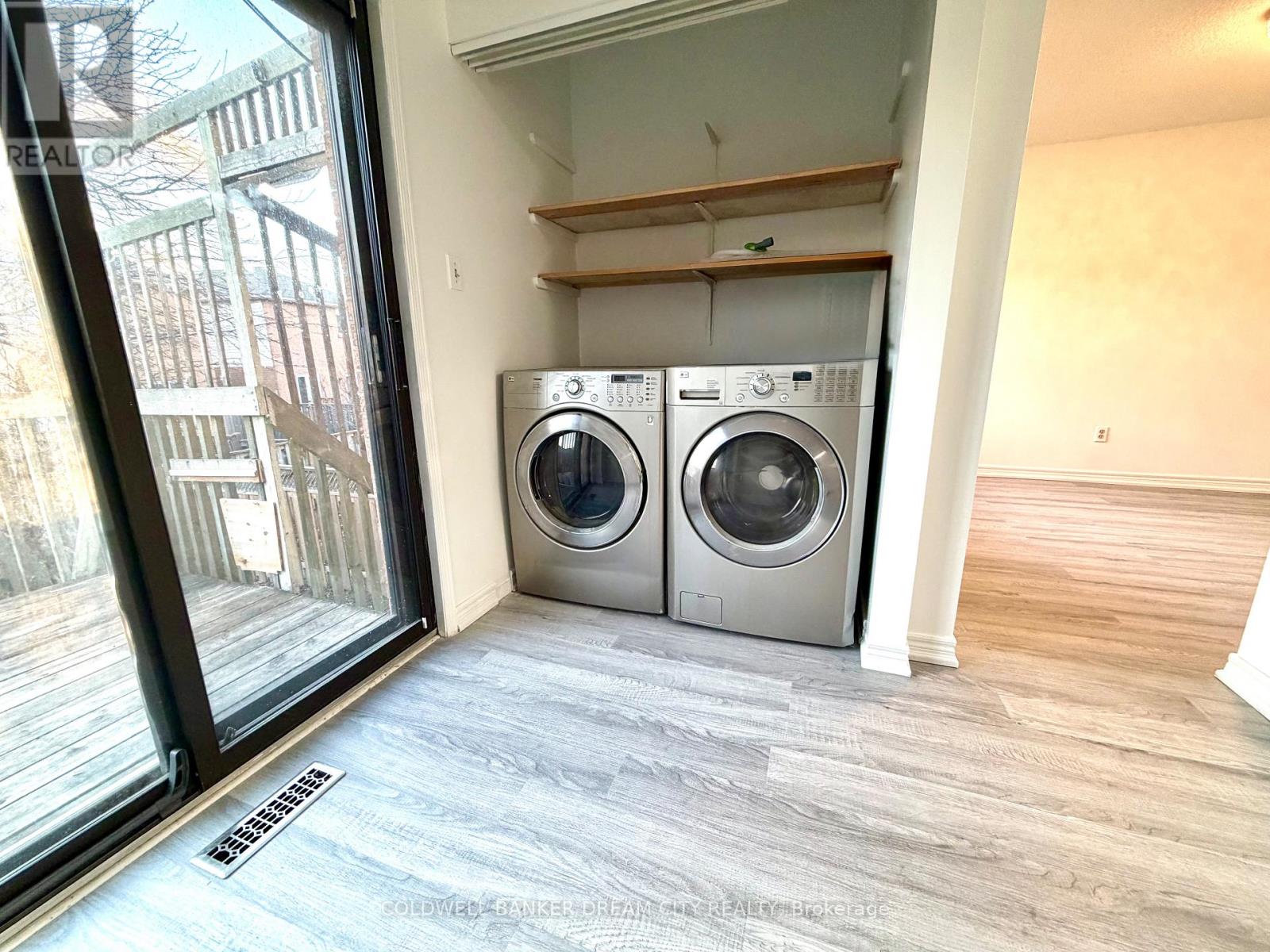 Upper - 5246 Alicante Street, Mississauga, Ontario  L5V 1S9 - Photo 9 - W12714220