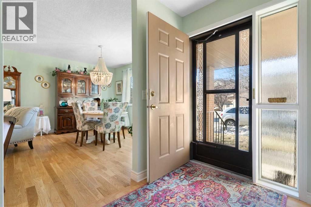 34, 118 Strathcona Road, Calgary, Alberta  T3H 1P3 - Photo 4 - A2280441