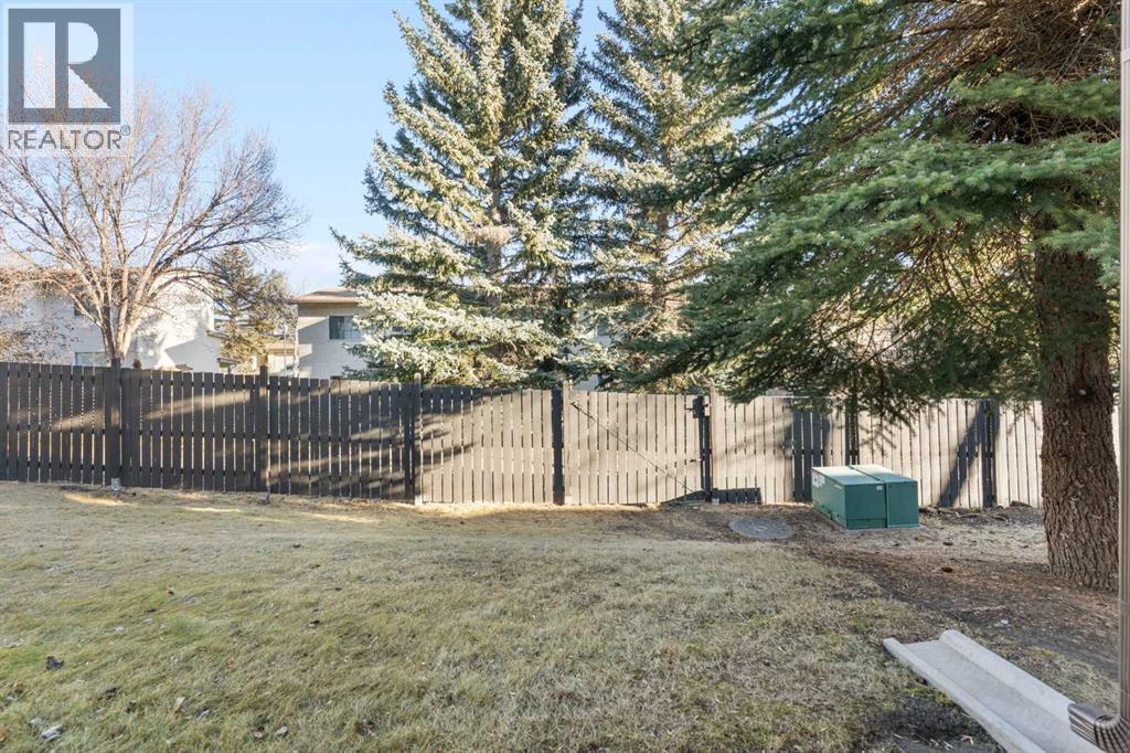 34, 118 Strathcona Road, Calgary, Alberta  T3H 1P3 - Photo 44 - A2280441