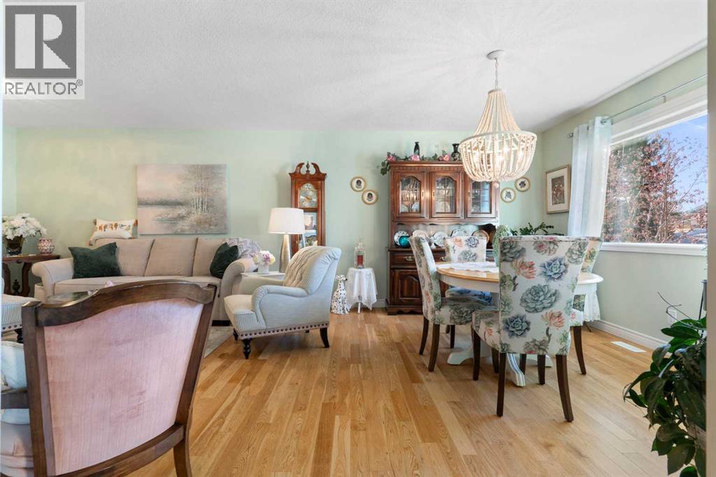 34, 118 Strathcona Road, Calgary, Alberta  T3H 1P3 - Photo 7 - A2280441